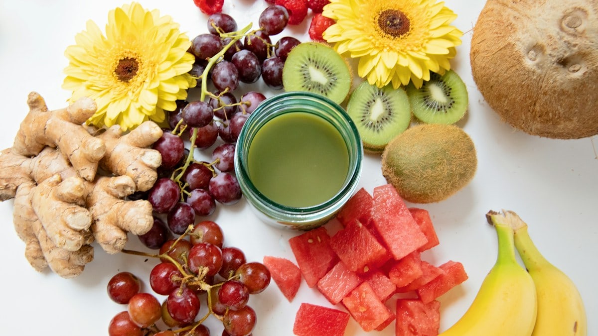 Fruit Raspberries Kiwi Watermelon Flowers Ginger Bananas Pineapple Flatlay green juice